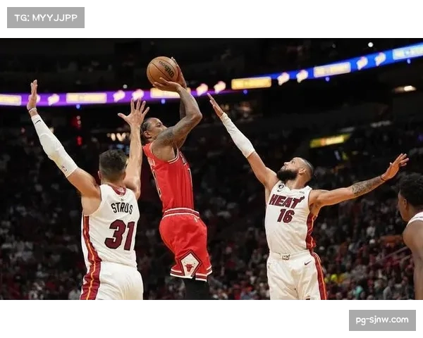 公牛客场击败热火多苏穆全能表现填补主力缺阵战术真空 公牛客场击败热火多苏穆全能表现填补主力缺阵战术真空